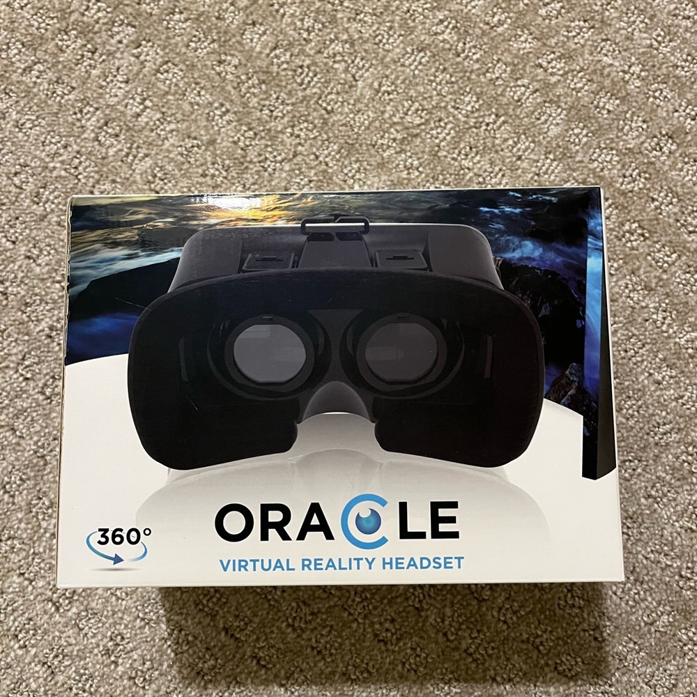 Oracle Virtual Reality Headset